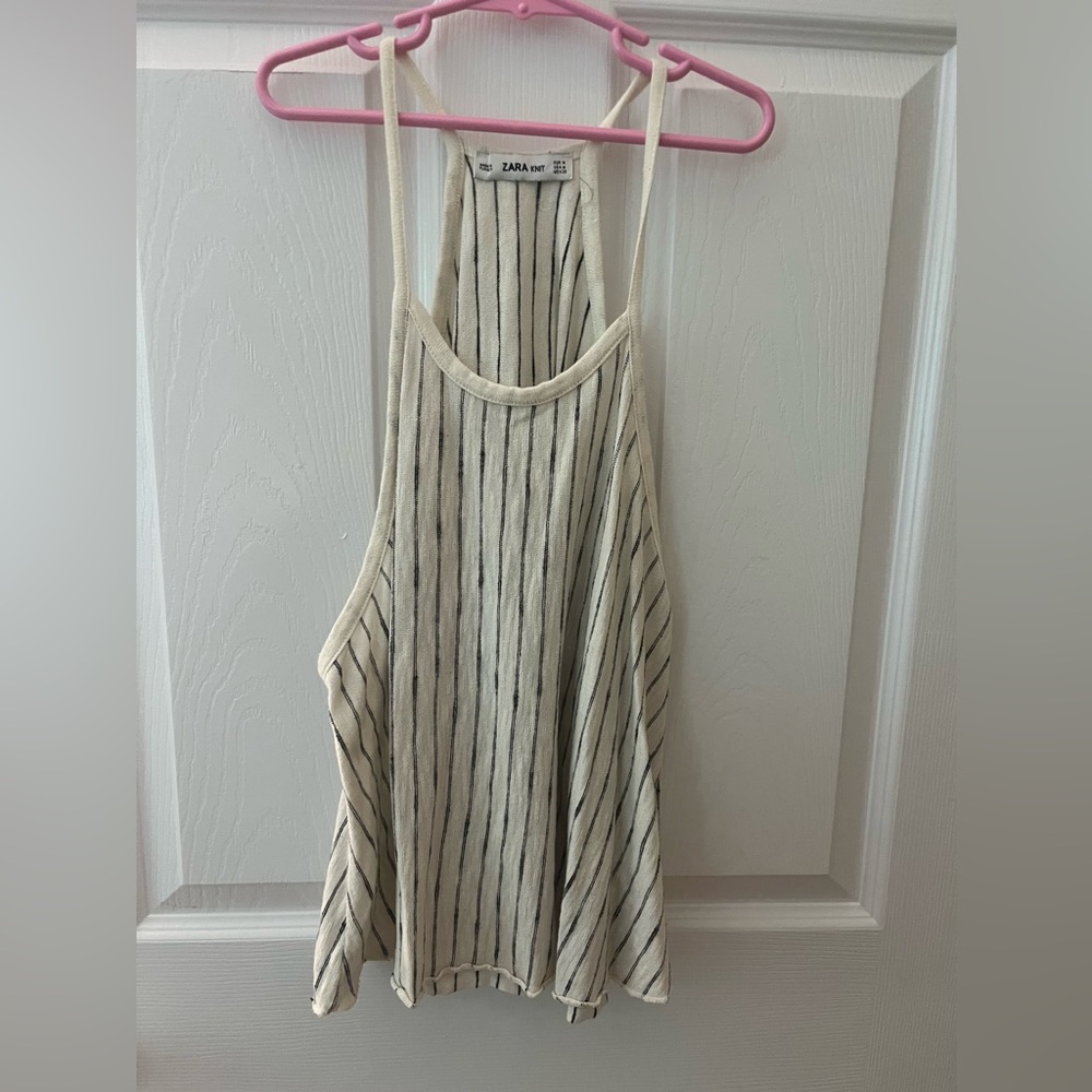 Medium Zara flowy tank.